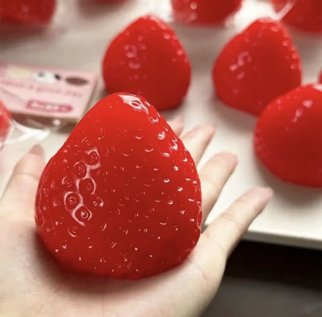 Strawberry Scented Squishy Taba Squishy Stress Relief Toys Slow Rising